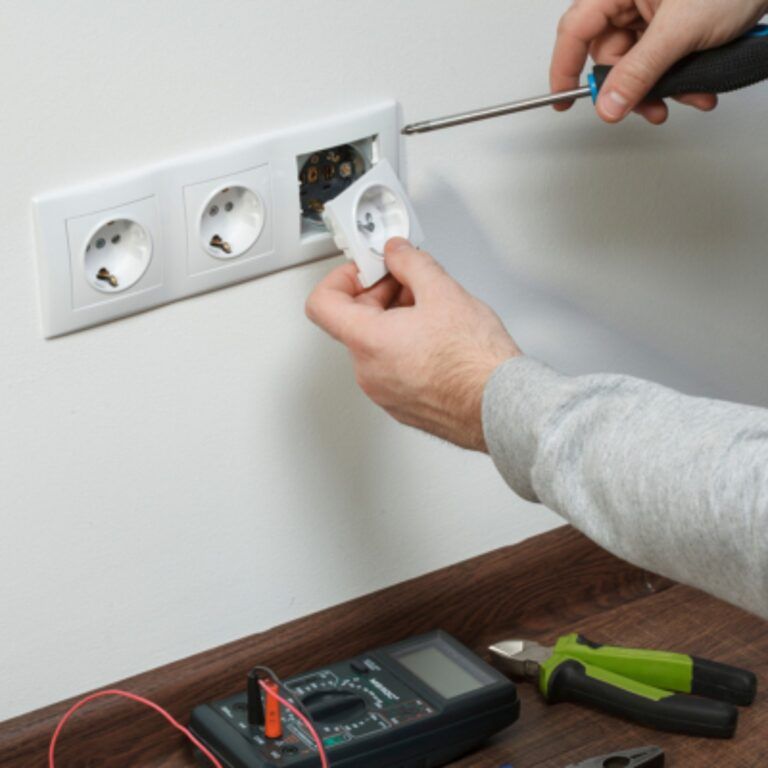 cuando-hay-que-realizar-la-revision-de-la-instalacion-electrica-3695105